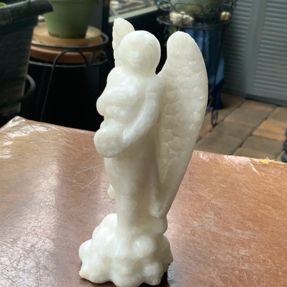 QUARTZITE HAND CARVED ANGEL